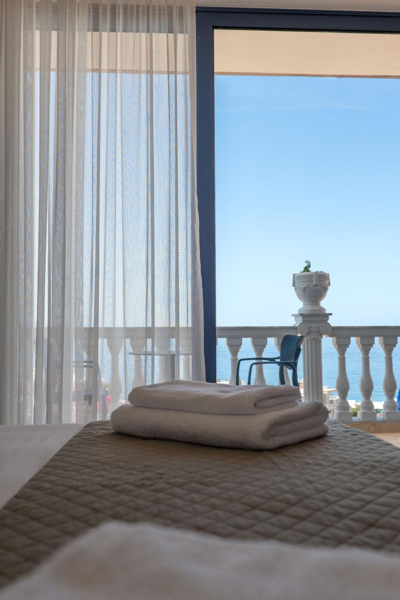 Keos Hotel Саранда Екстер'єр фото