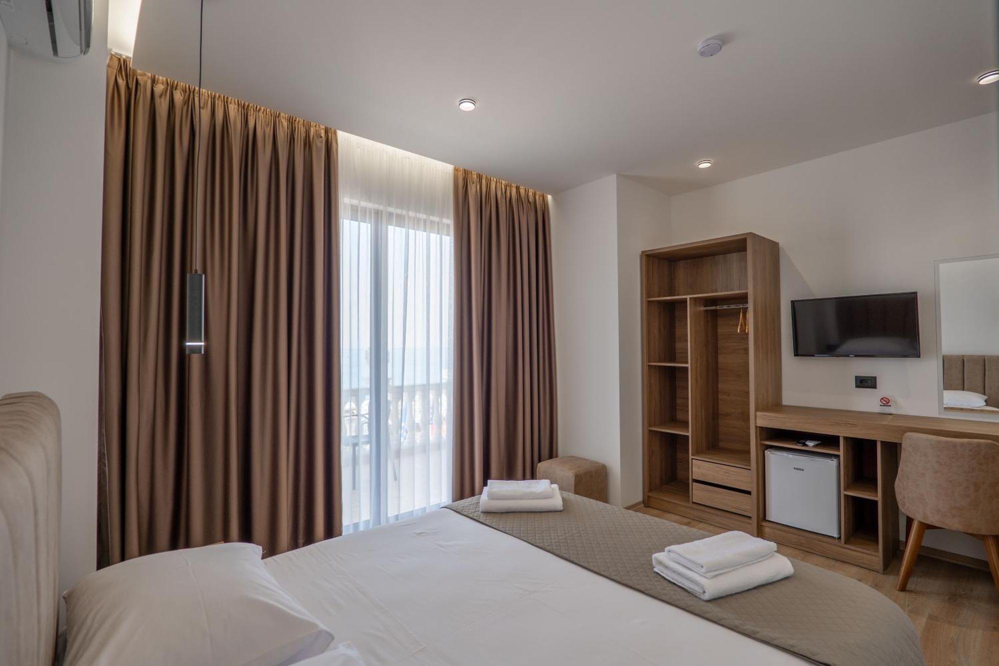 Keos Hotel Саранда Екстер'єр фото